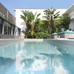Ofelias 4sup By Bondia Group Отель